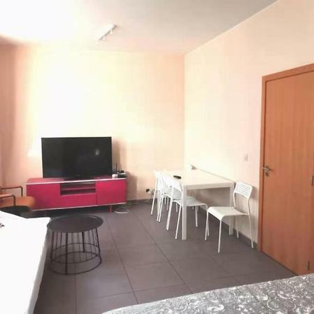 In The Heart Of Brussels Appartement Buitenkant foto